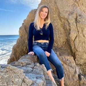 Meet your Posher, Catie